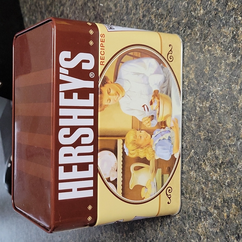 Hershey Recipe Box with Recipe Cards